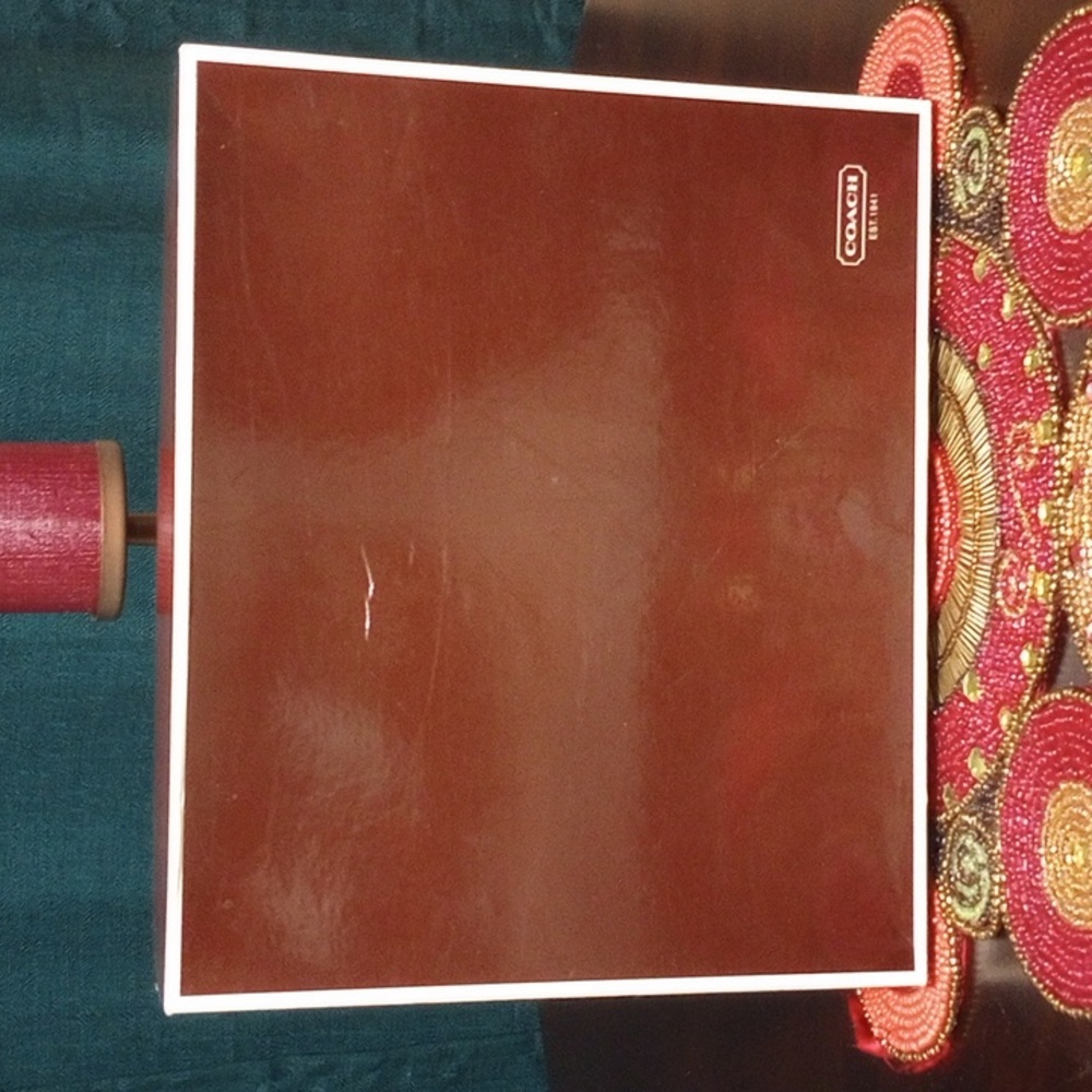 Vintage Coach Gift Box With Tissue
